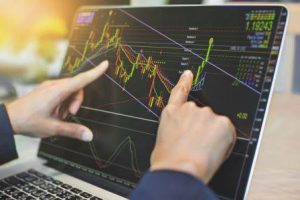 kelebihan Broker Spread Tipis Berkualitas