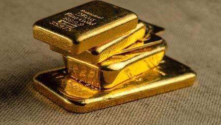 Bank Sentral Dunia Singkirkan Dolar, Pungut Emas, Kenapa!