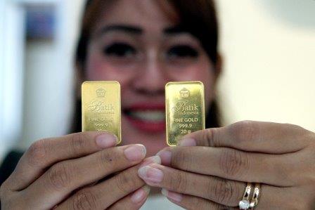 Emas Dunia Menguat Adanya Hawkish the Fed