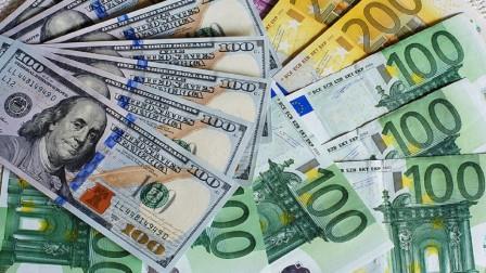 Euro Versus Dollar AS Menurun Sebab Kuatnya USD