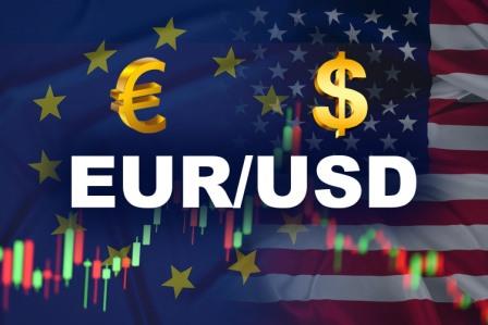 EUR USD Pertahankan Keuntungan