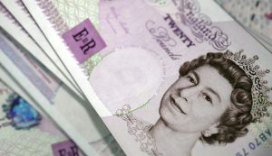 Nilai Gbp/Usd Miring