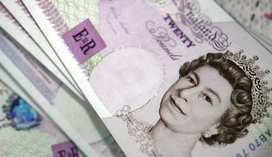 Nilai Gbp/Usd Miring 