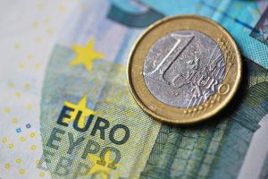 Pergerakan Kurs Euro Vs Usd Update Terbaru