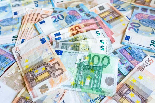 Pergerakan Kurs Euro Vs Usd